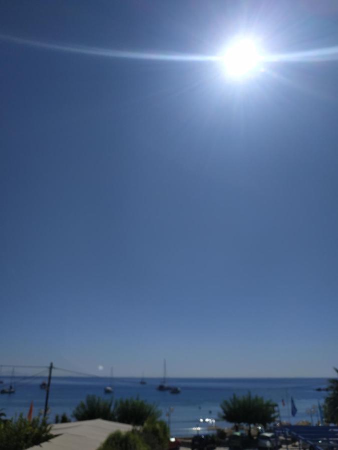 Παραθαλασσιο Στουντιο Μιχαλιας Sea View Studio Michalias Νουμερο 8 Agia Marina  Eksteriør billede